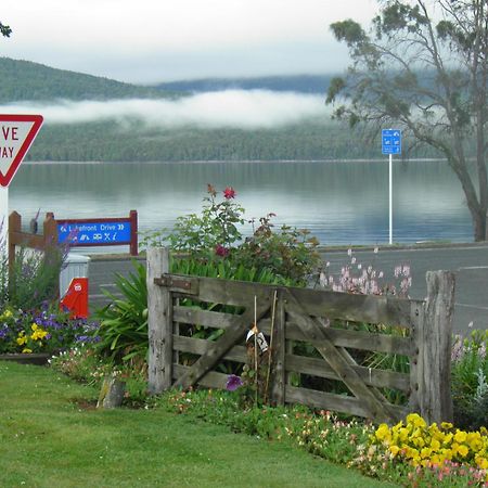 Lakefront Lodge Te Anau Exterior foto