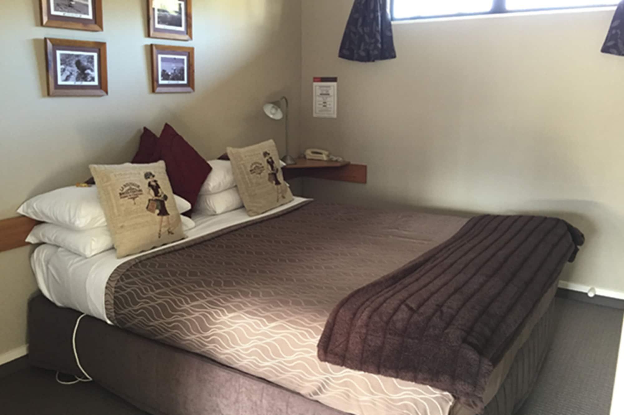 Lakefront Lodge Te Anau Exterior foto