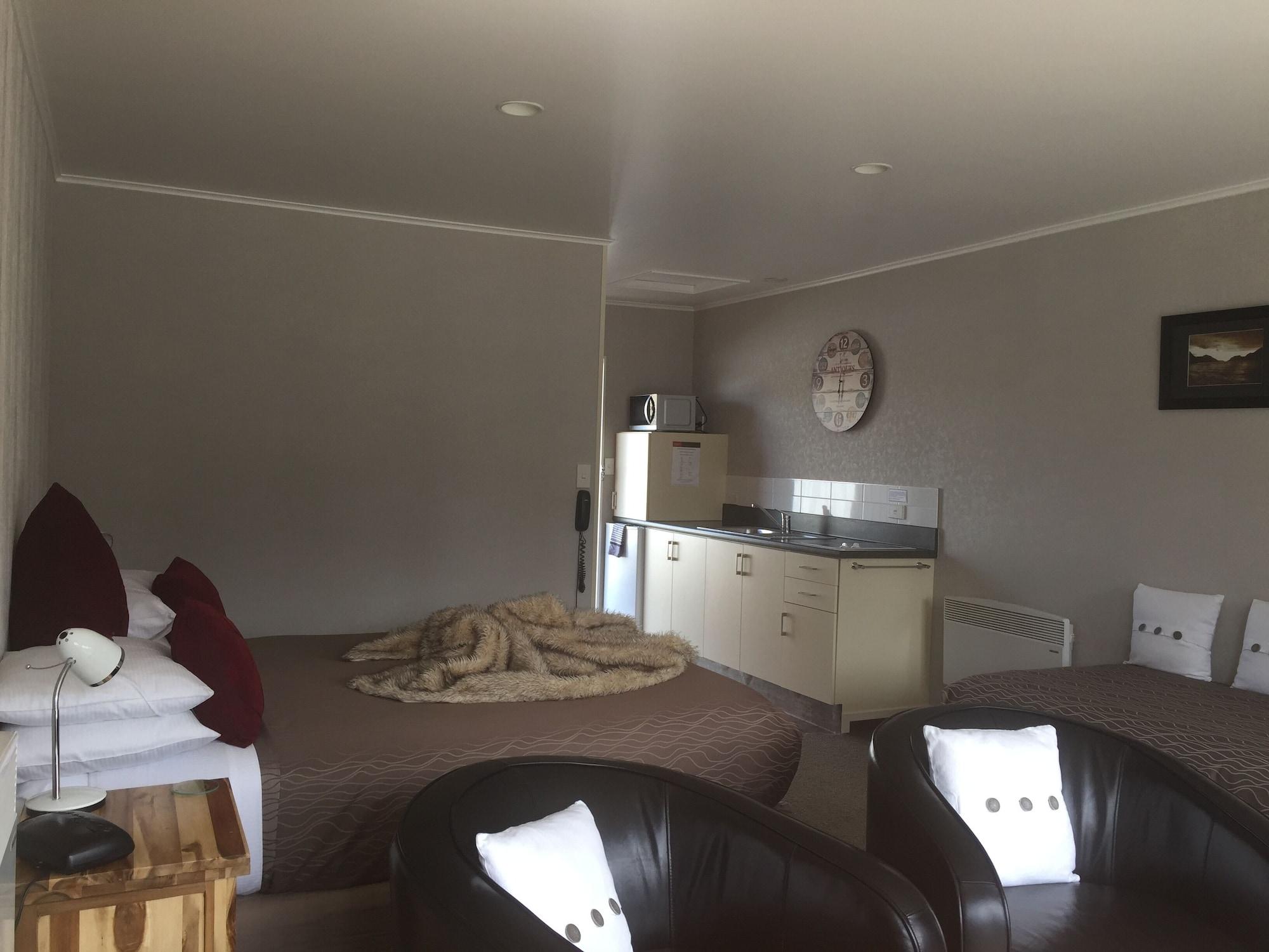 Lakefront Lodge Te Anau Exterior foto